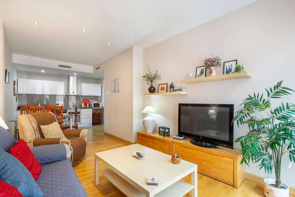 Marieta Apartment By The Castle With Ac Αλικάντε Εξωτερικό φωτογραφία