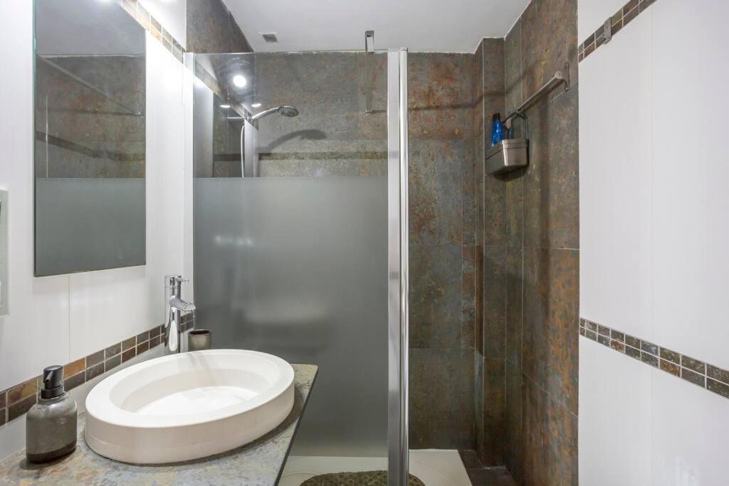 Marieta Apartment By The Castle With Ac Αλικάντε Εξωτερικό φωτογραφία