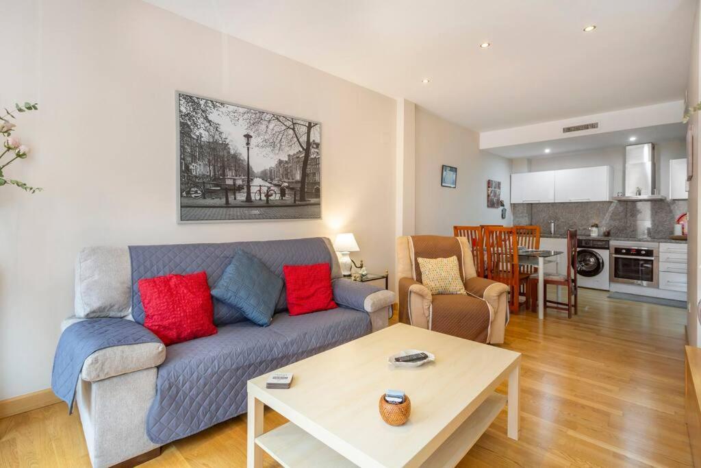 Marieta Apartment By The Castle With Ac Αλικάντε Εξωτερικό φωτογραφία