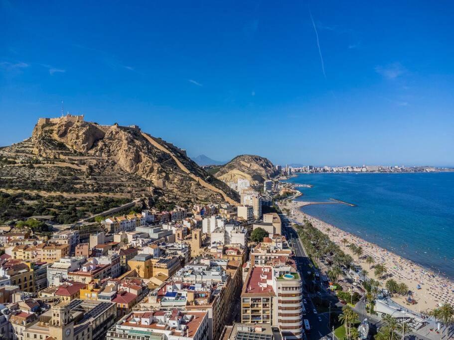 Marieta Apartment By The Castle With Ac Αλικάντε Εξωτερικό φωτογραφία